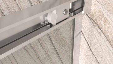 Mampara
  de ducha NEXO frontal 1 fijo - 1 puerta corredera perfil MINIMALISTA Cromo
  brillo
