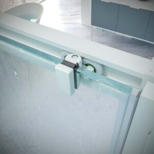 Mampara de ducha frontal BASIC 1 fijo -1 puerta corredera. Sin perfil inferior. Con tratamiento anti-cal . Acabado BLANCO MATE.