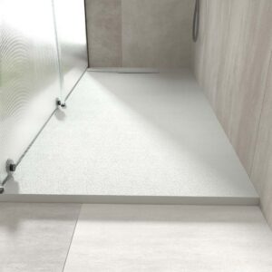 Plato ducha resina PLASTER Arena - RAL 7035 - textura pizarra - antibacteriano y antideslizante. Rejilla oculta