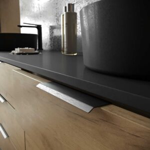 Mueble de baño ELLA con patas 3 puertas con tapa SOLID SURFACE 2 senos ROBLE CLARO